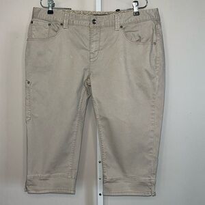 Marmot Taupe Capris Size 12